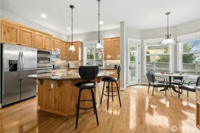 2411 30th Avenue NE, Issaquah, WA 98029 - Photo 8