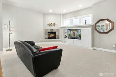 2411 30th Avenue NE, Issaquah, WA 98029 - Photo 9