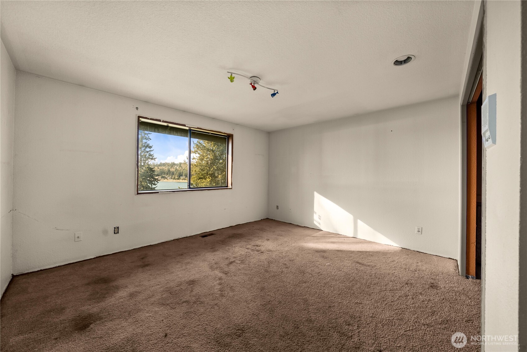 4123 8th Street NW, Gig Harbor, WA 98335