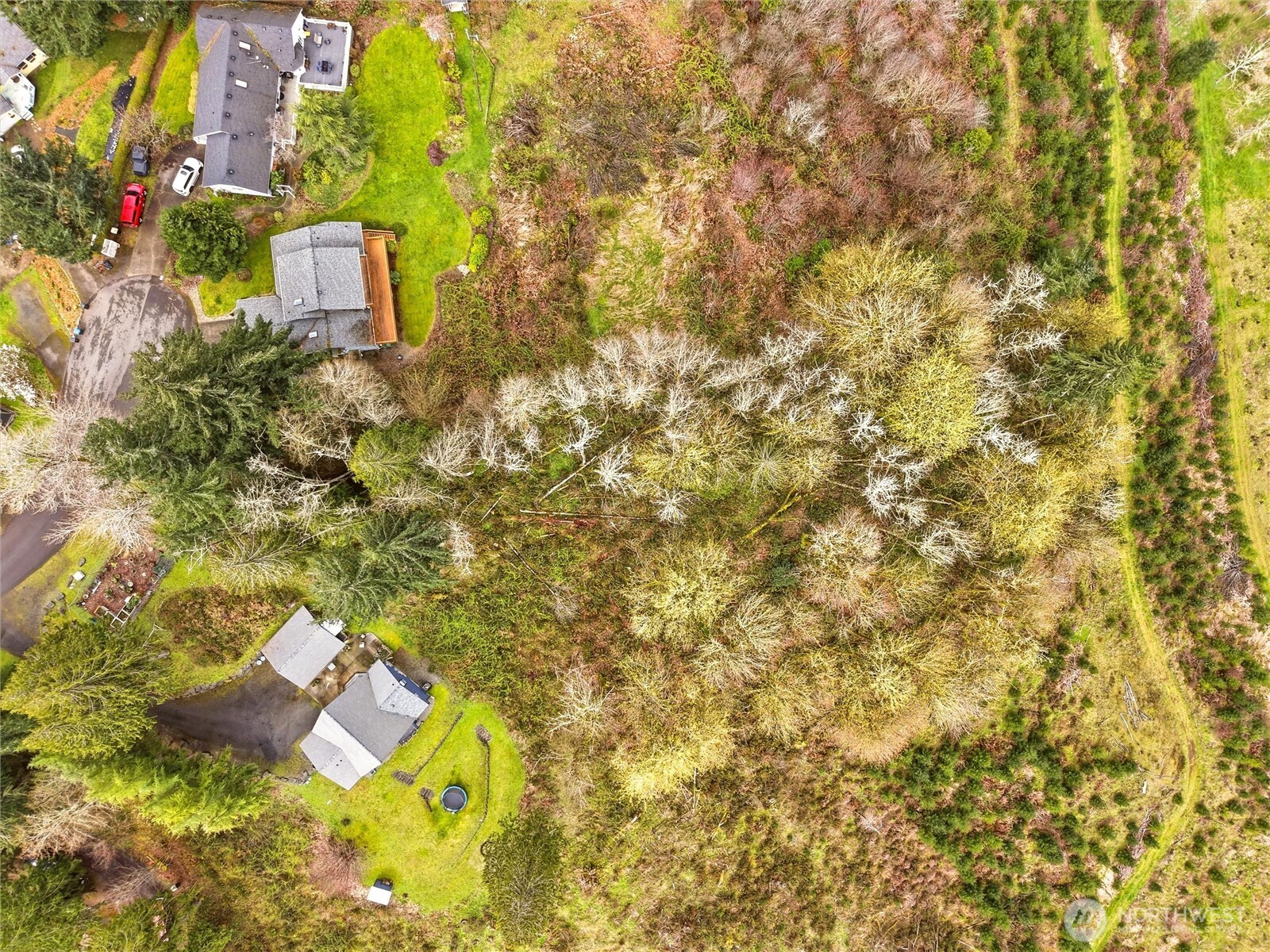 2411 Lakeview Court SW, Olympia, WA 98512