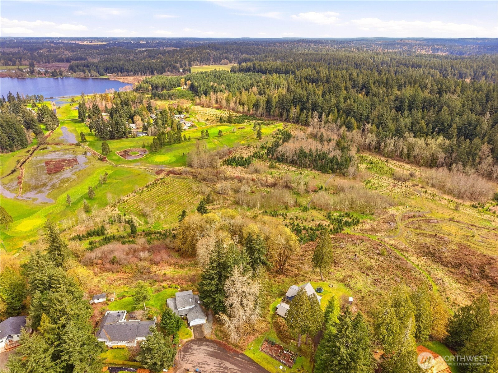 2411 Lakeview Court SW, Olympia, WA 98512