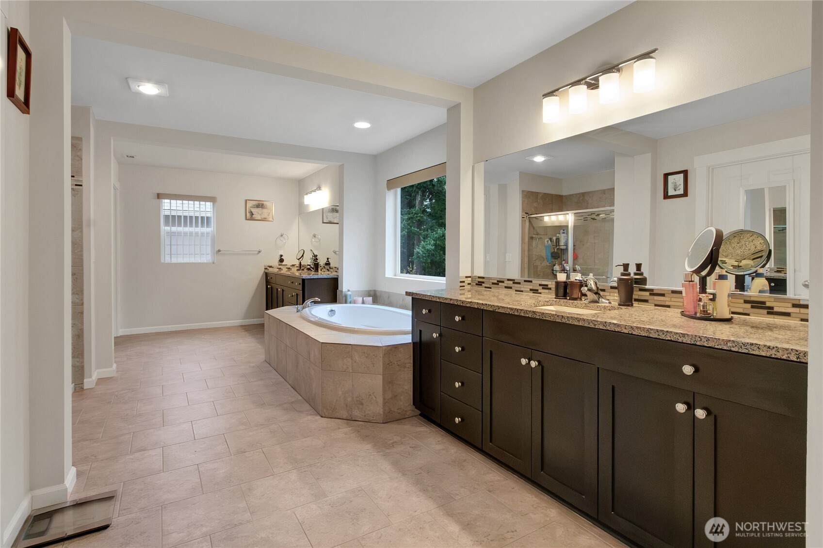 19011 106th Avenue Ct E, Puyallup, WA 98374