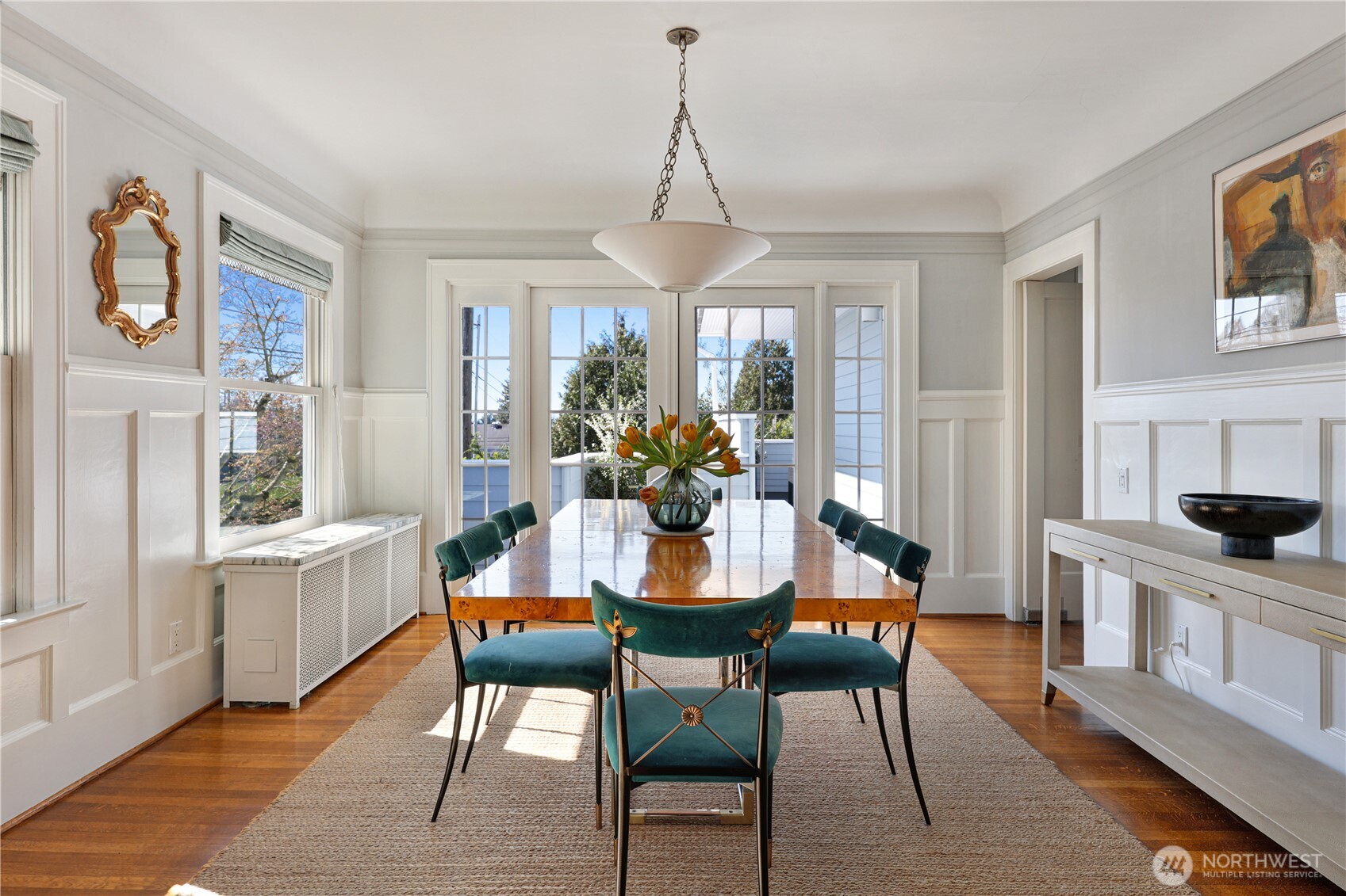 901 11th Avenue E, Seattle, WA 98102