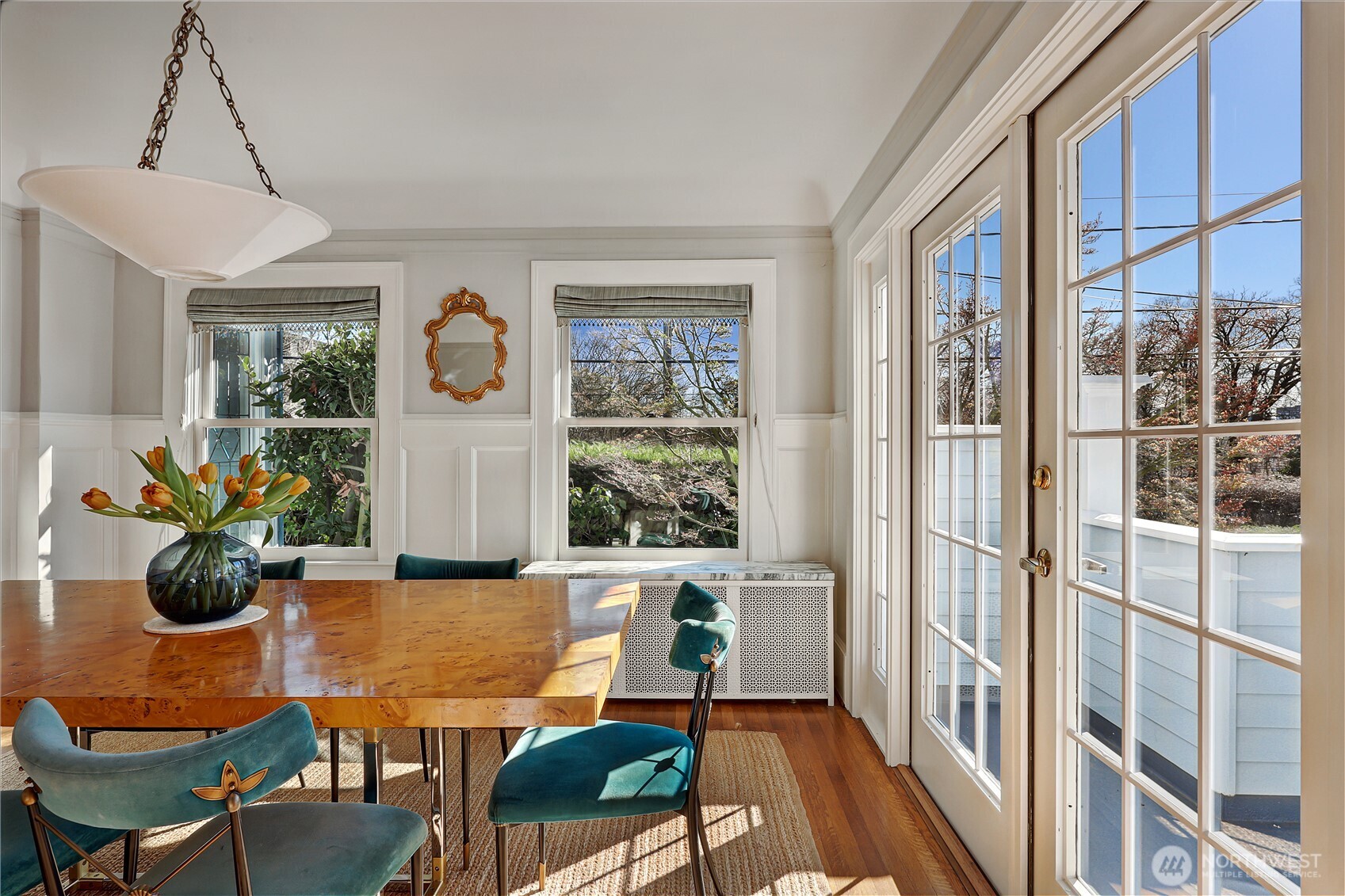 901 11th Avenue E, Seattle, WA 98102