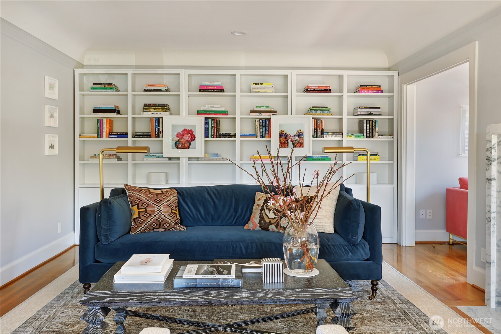 901 11th Avenue E, Seattle, WA 98102