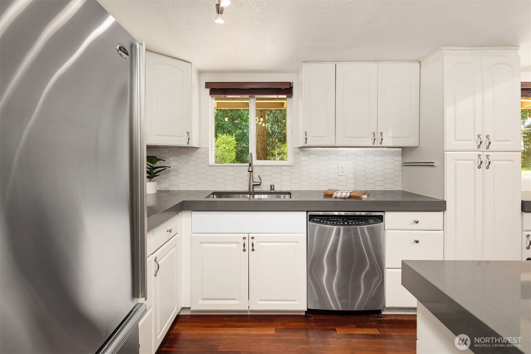 2310 216th Avenue SE, Sammamish, WA 98075