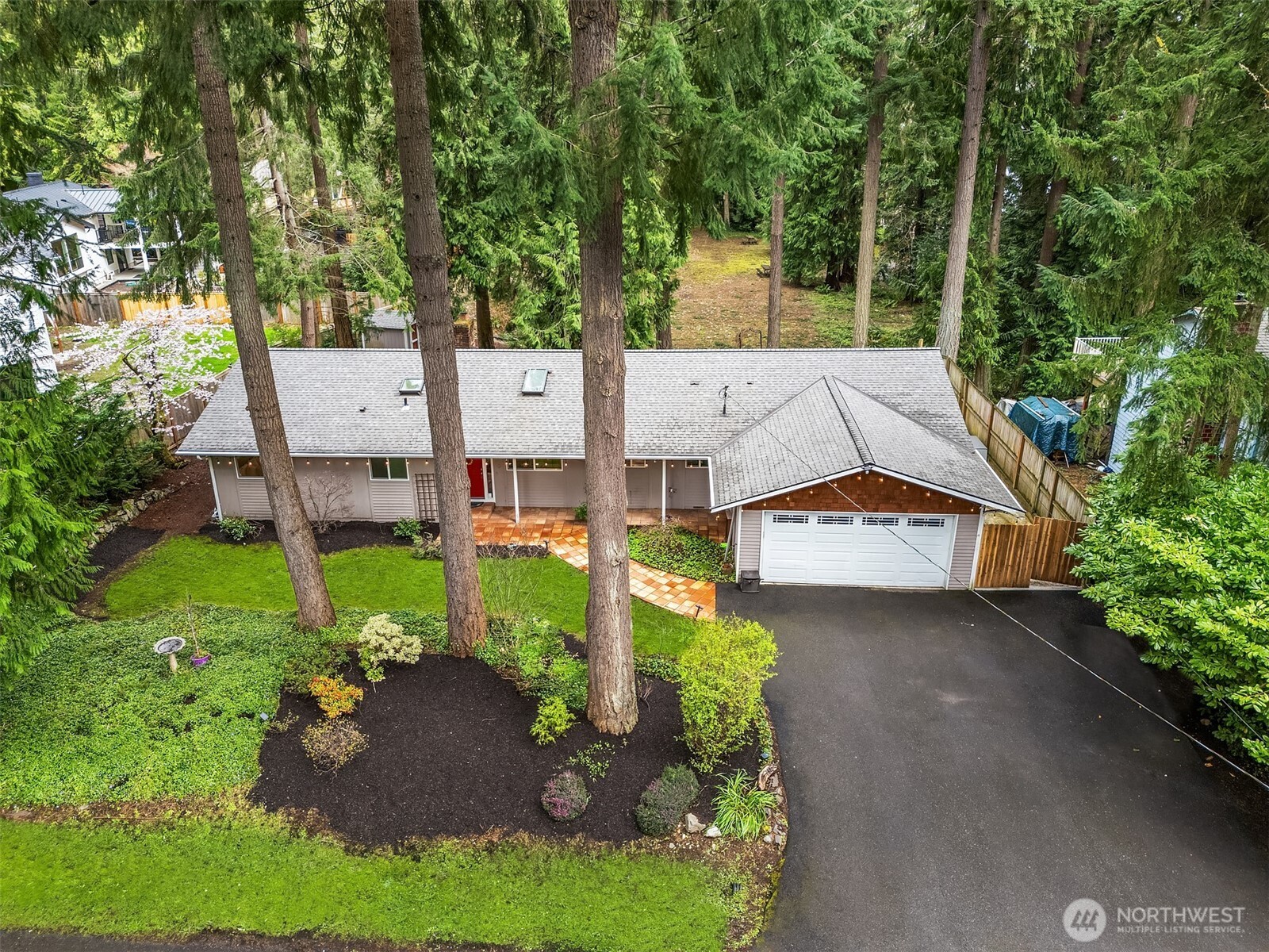 2310 216th Avenue SE, Sammamish, WA 98075