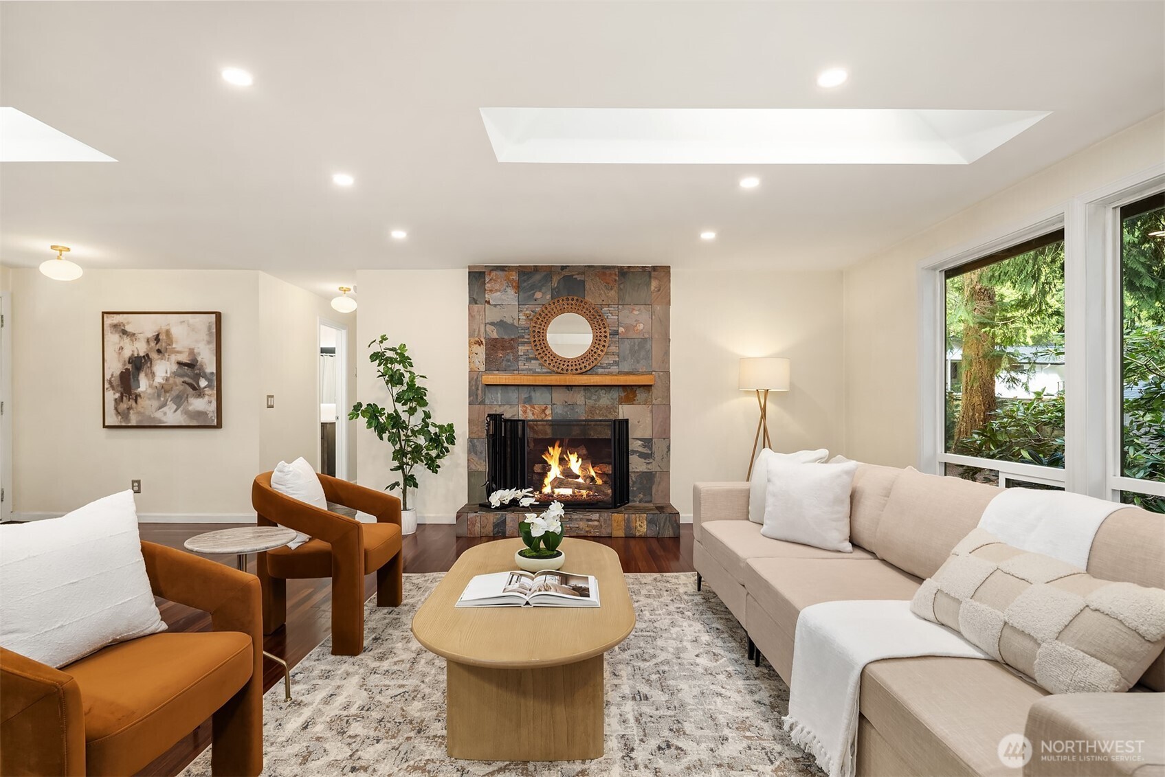 2310 216th Avenue SE, Sammamish, WA 98075