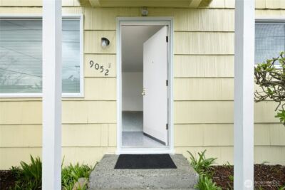 9052 12th Avenue NW, Seattle, WA 98117 - Photo 4