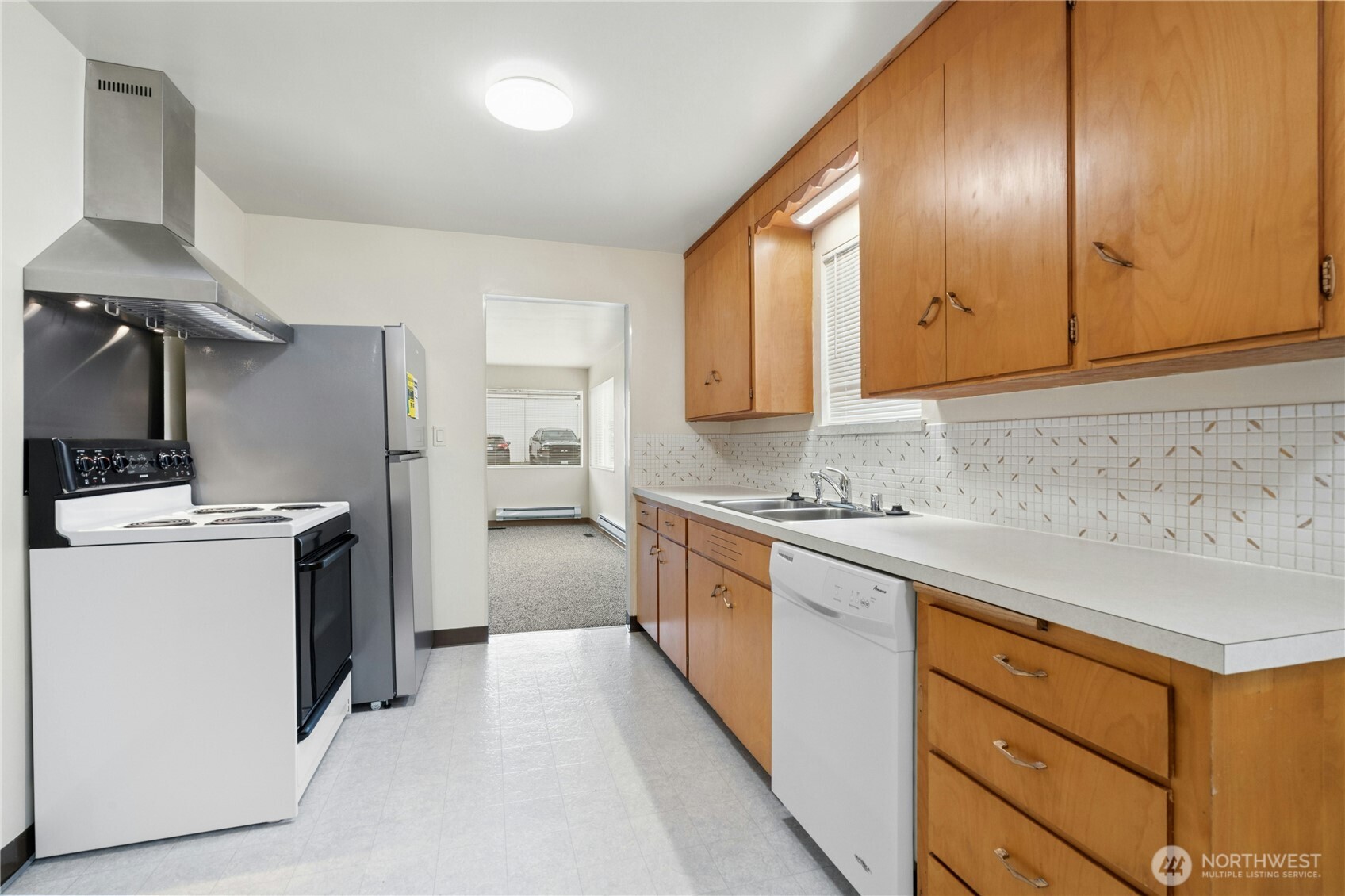 9052 12th Avenue NW, Seattle, WA 98117