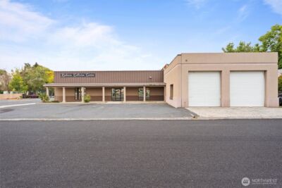 631 Basin Street SW, Ephrata, WA 98823 - Photo 2