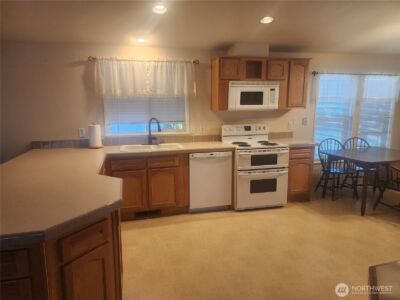 1101 S Scheuber Road #7, Centralia, WA 98531 - Photo 4