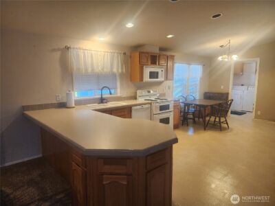 1101 S Scheuber Road #7, Centralia, WA 98531 - Photo 5