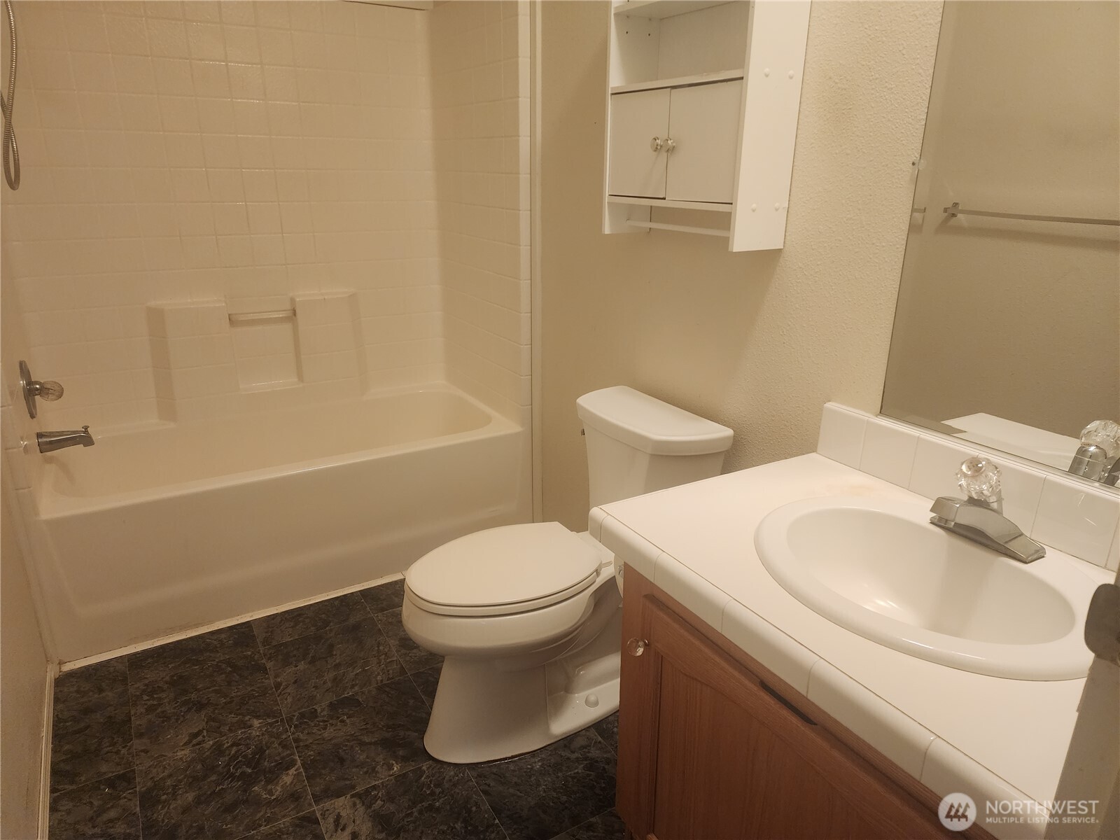 1101 S Scheuber Road #7, Centralia, WA 98531