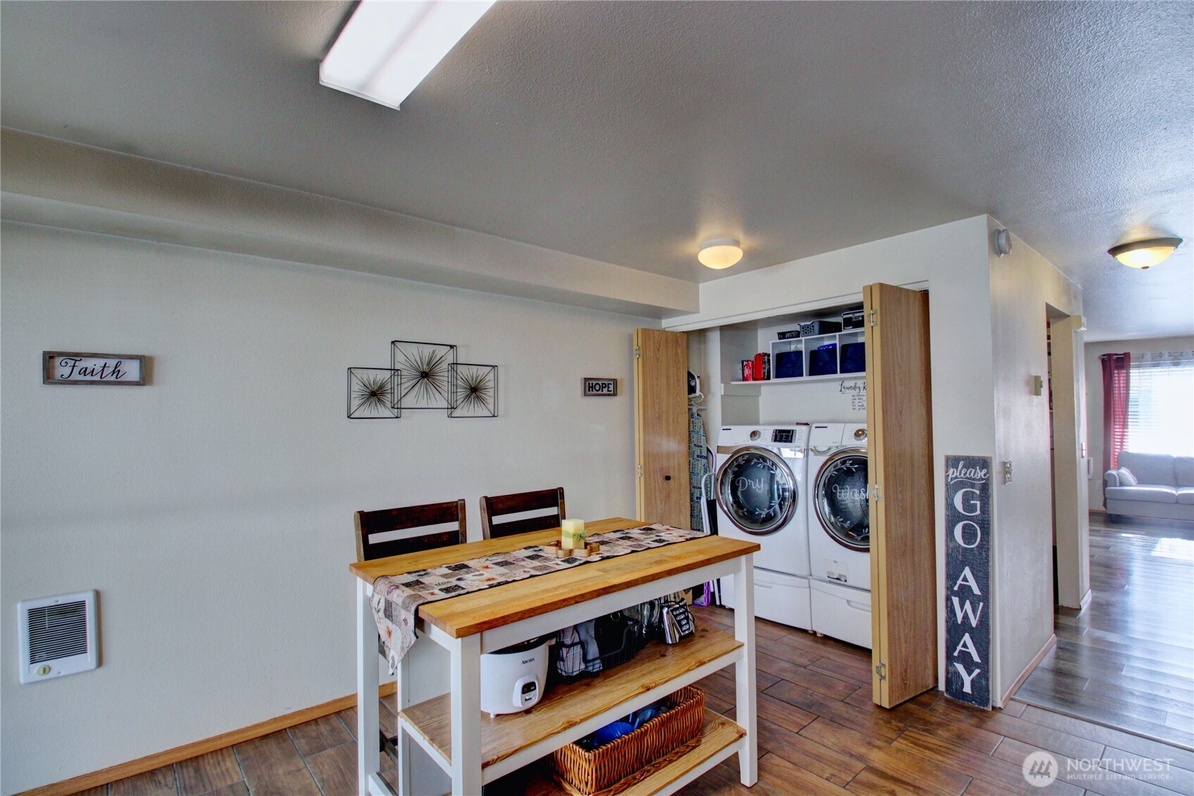 811 S Laventure Road #C, Mount Vernon, WA 98274