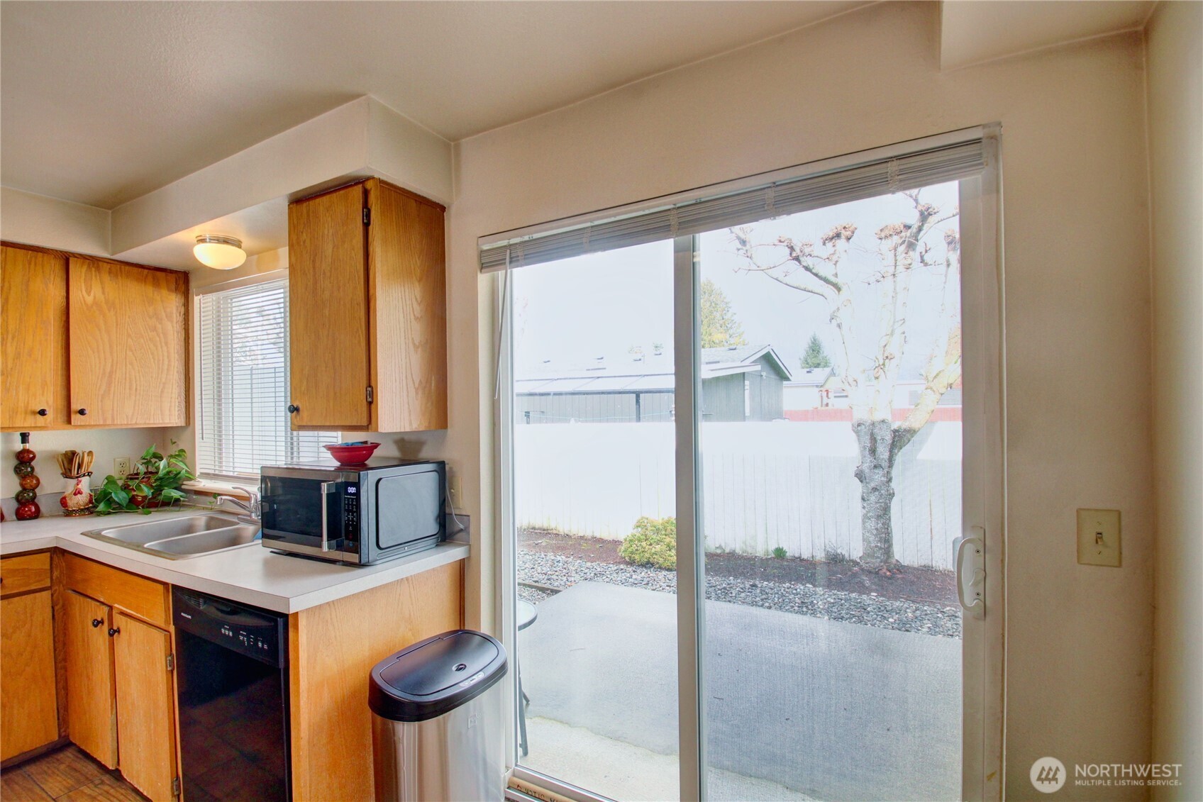 811 S Laventure Road #C, Mount Vernon, WA 98274