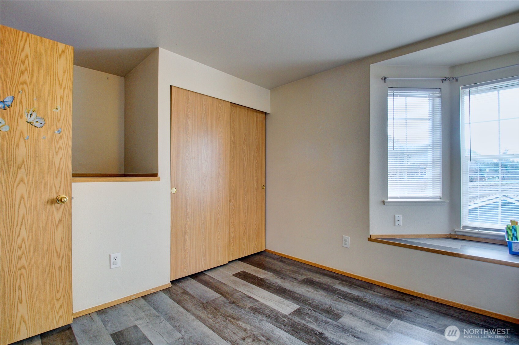 811 S Laventure Road #C, Mount Vernon, WA 98274