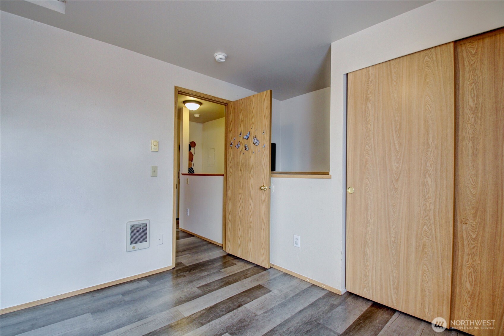 811 S Laventure Road #C, Mount Vernon, WA 98274