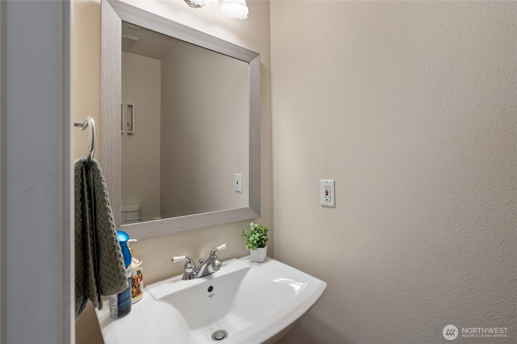 3841 Mari Lane SE, Olympia, WA 98513