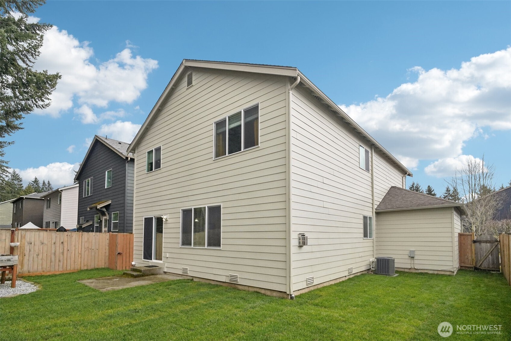 7305 183rd Street E, Puyallup, WA 98375