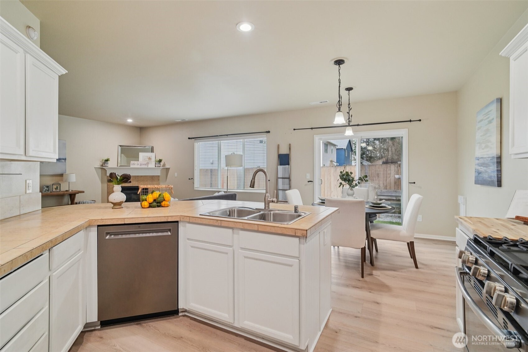 7305 183rd Street E, Puyallup, WA 98375