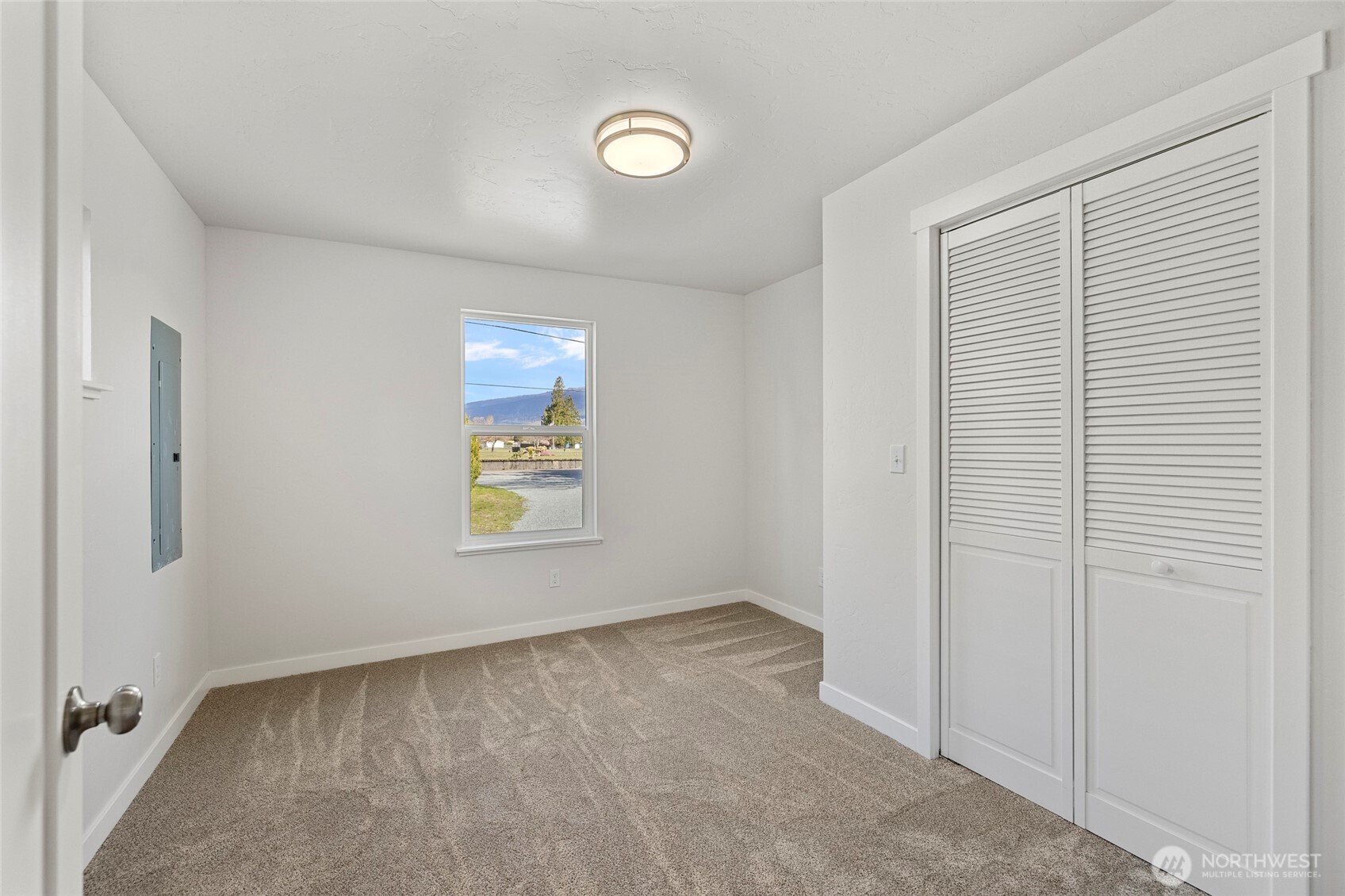 24578 Wicker Road , Sedro Woolley, WA 98284