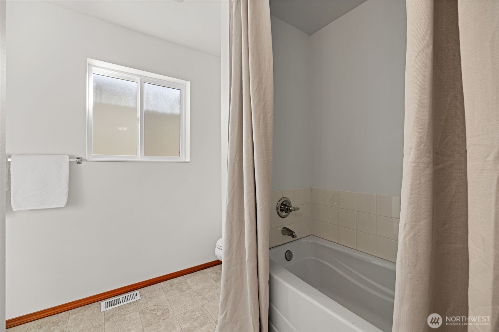 23727 80th Court W, Shoreline, WA 98026