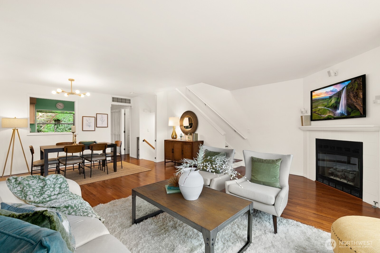 3835 25th Avenue W, Seattle, WA 98199