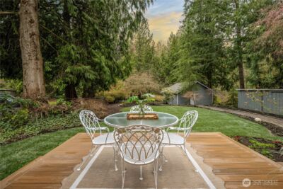 1626 W Beaver Lake Drive SE, Sammamish, WA 98075 - Photo 17