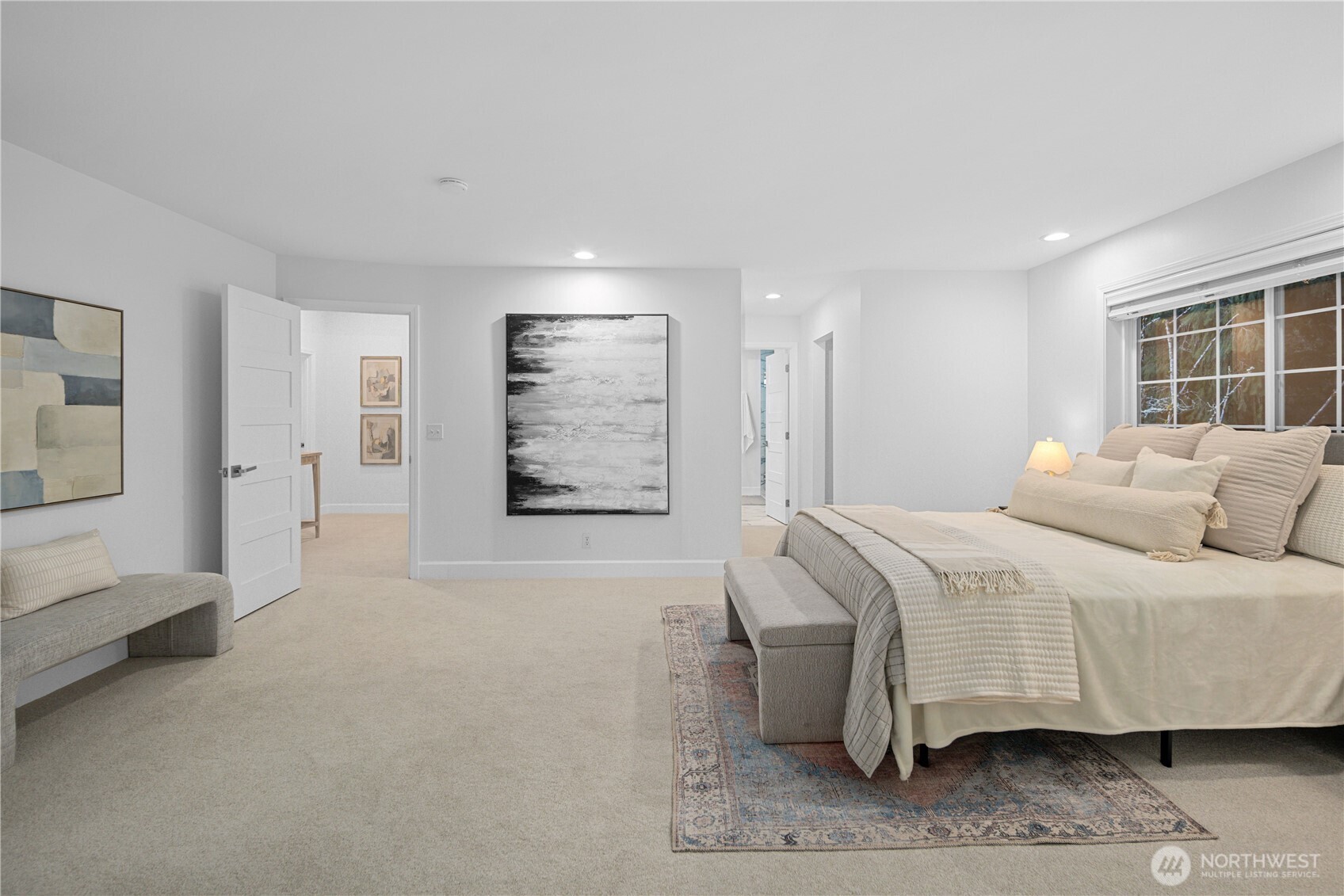 1626 W Beaver Lake Drive SE, Sammamish, WA 98075