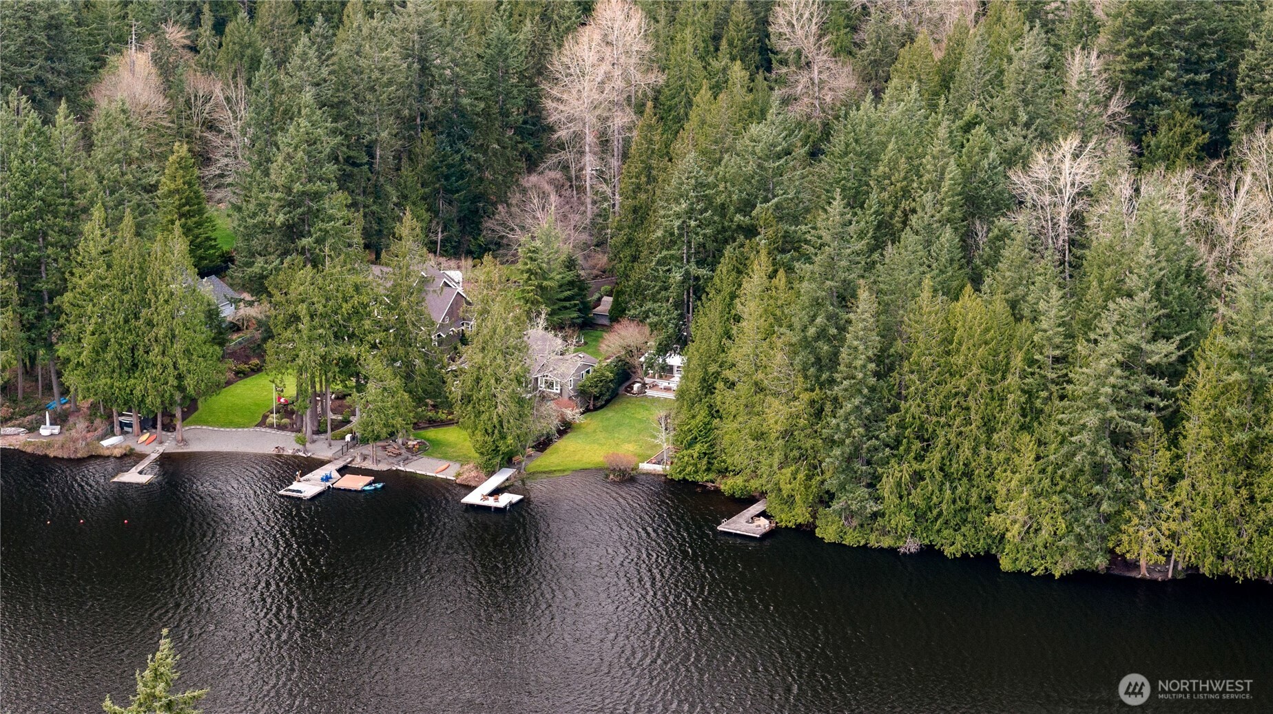 1626 W Beaver Lake Drive SE, Sammamish, WA 98075