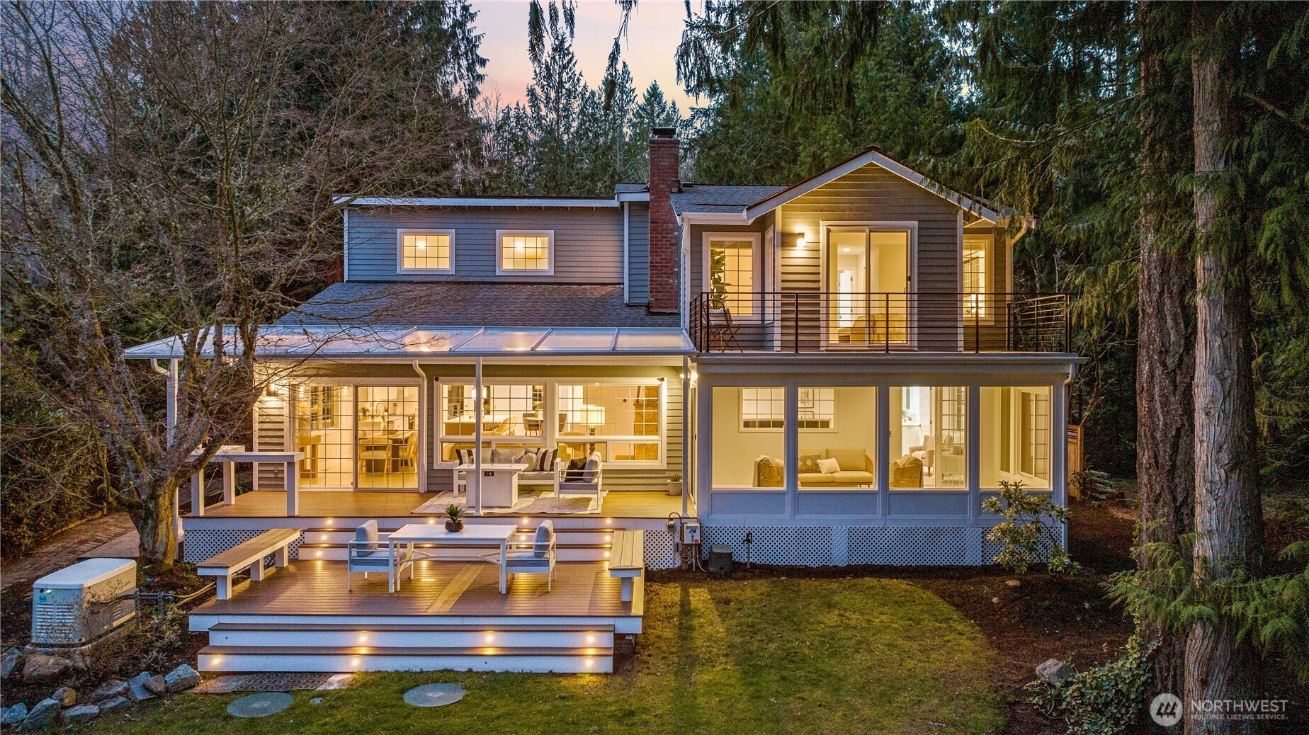 1626 W Beaver Lake Drive SE, Sammamish, WA 98075