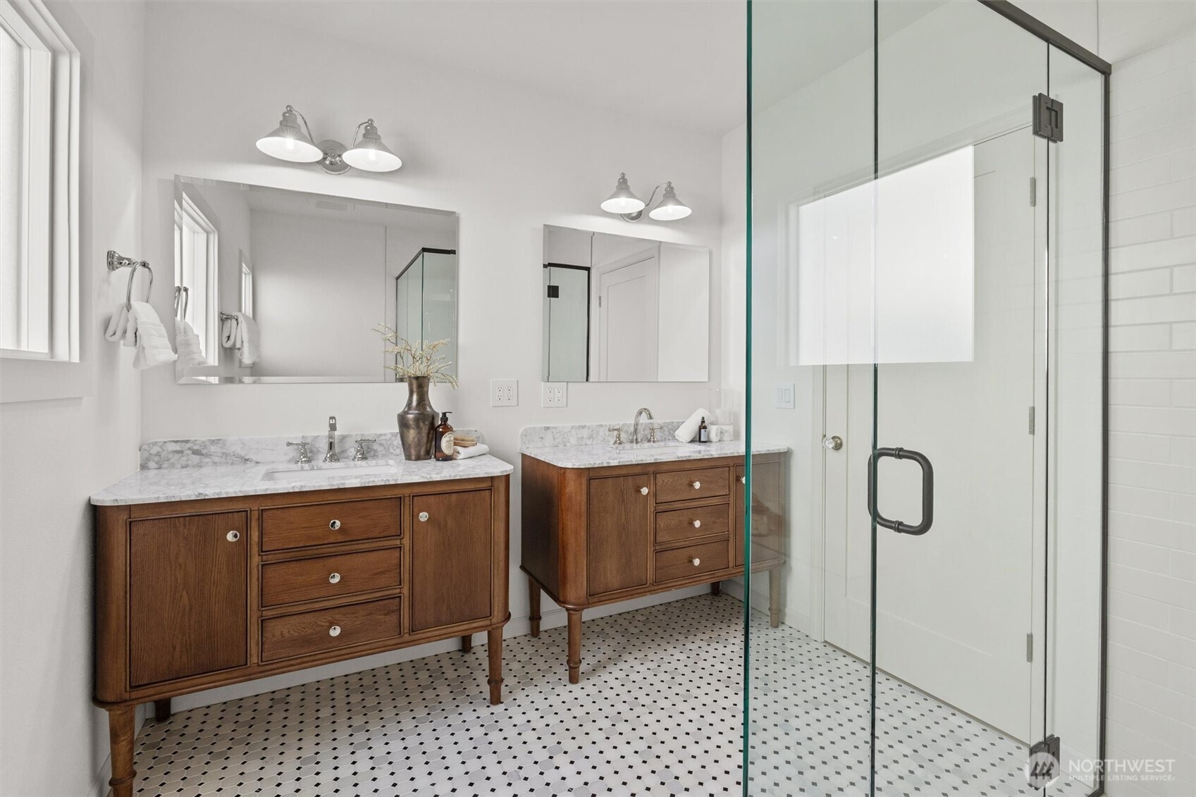 3020 17th Avenue S, Seattle, WA 98144