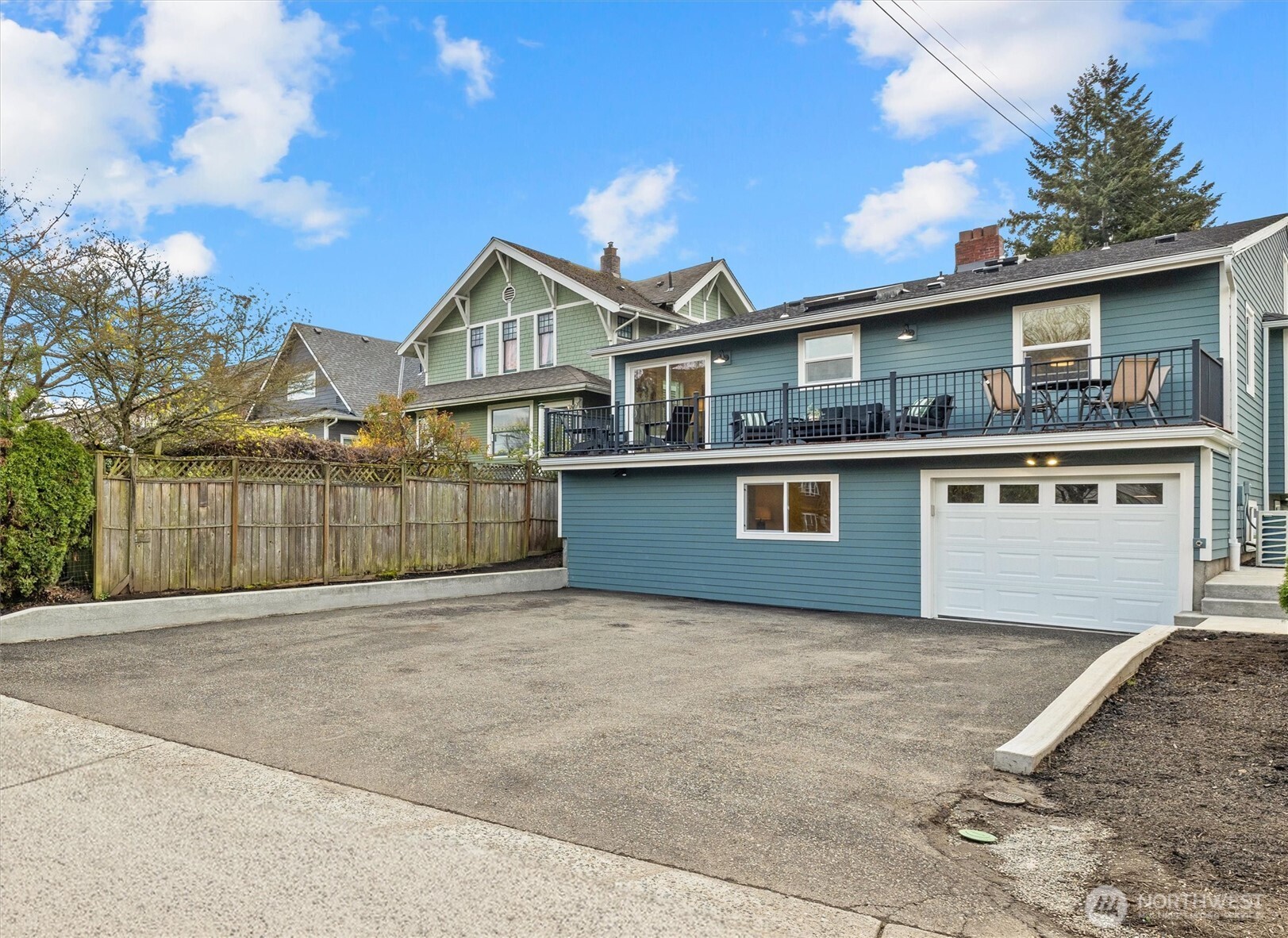 3020 17th Avenue S, Seattle, WA 98144