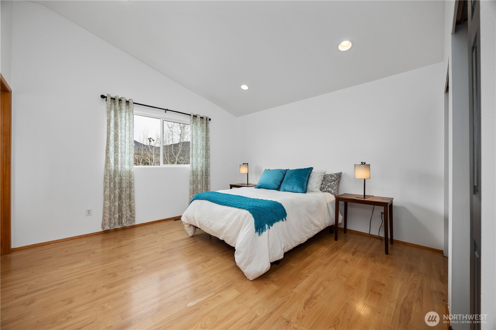 109 Nelmida Lane , Chelan, WA 98816