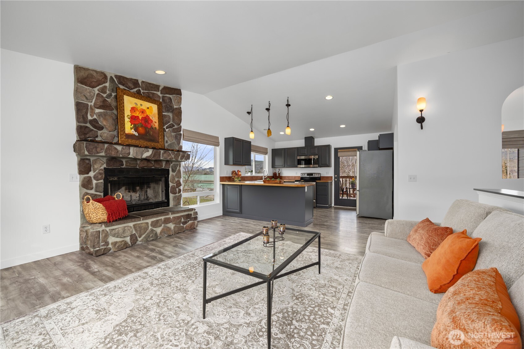 109 Nelmida Lane , Chelan, WA 98816