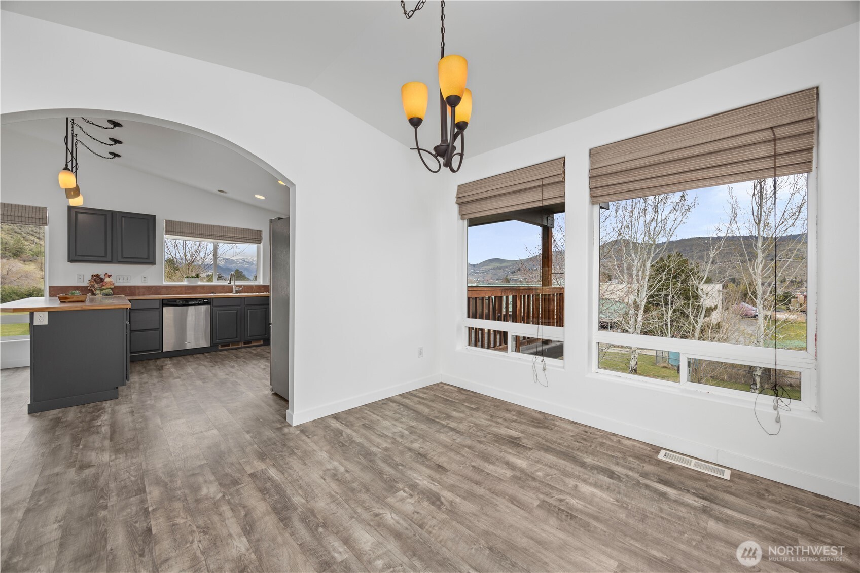 109 Nelmida Lane , Chelan, WA 98816