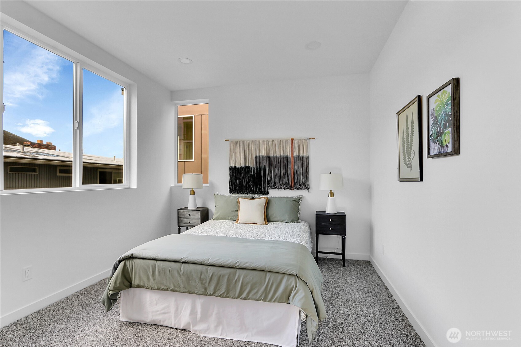 631 W Emerson Street , Seattle, WA 98119