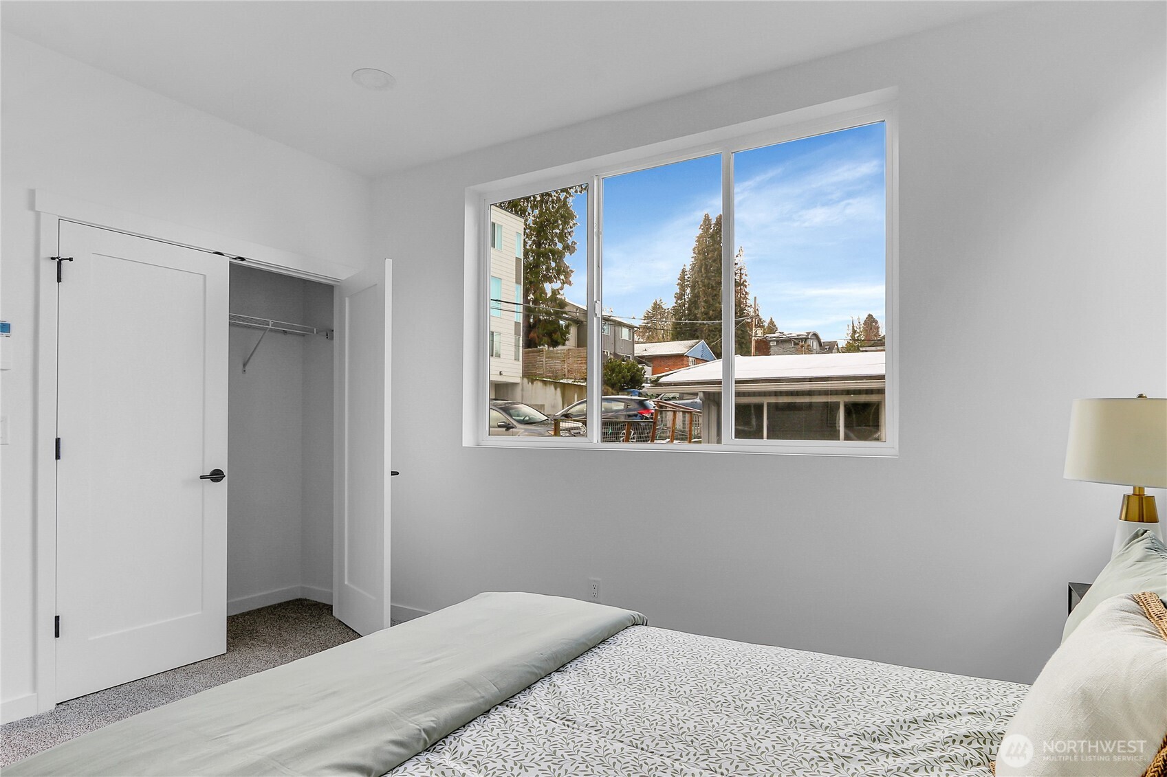 631 W Emerson Street , Seattle, WA 98119