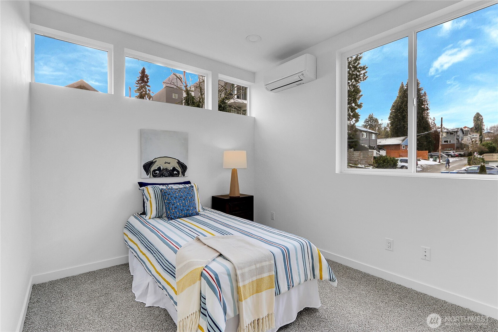 631 W Emerson Street , Seattle, WA 98119