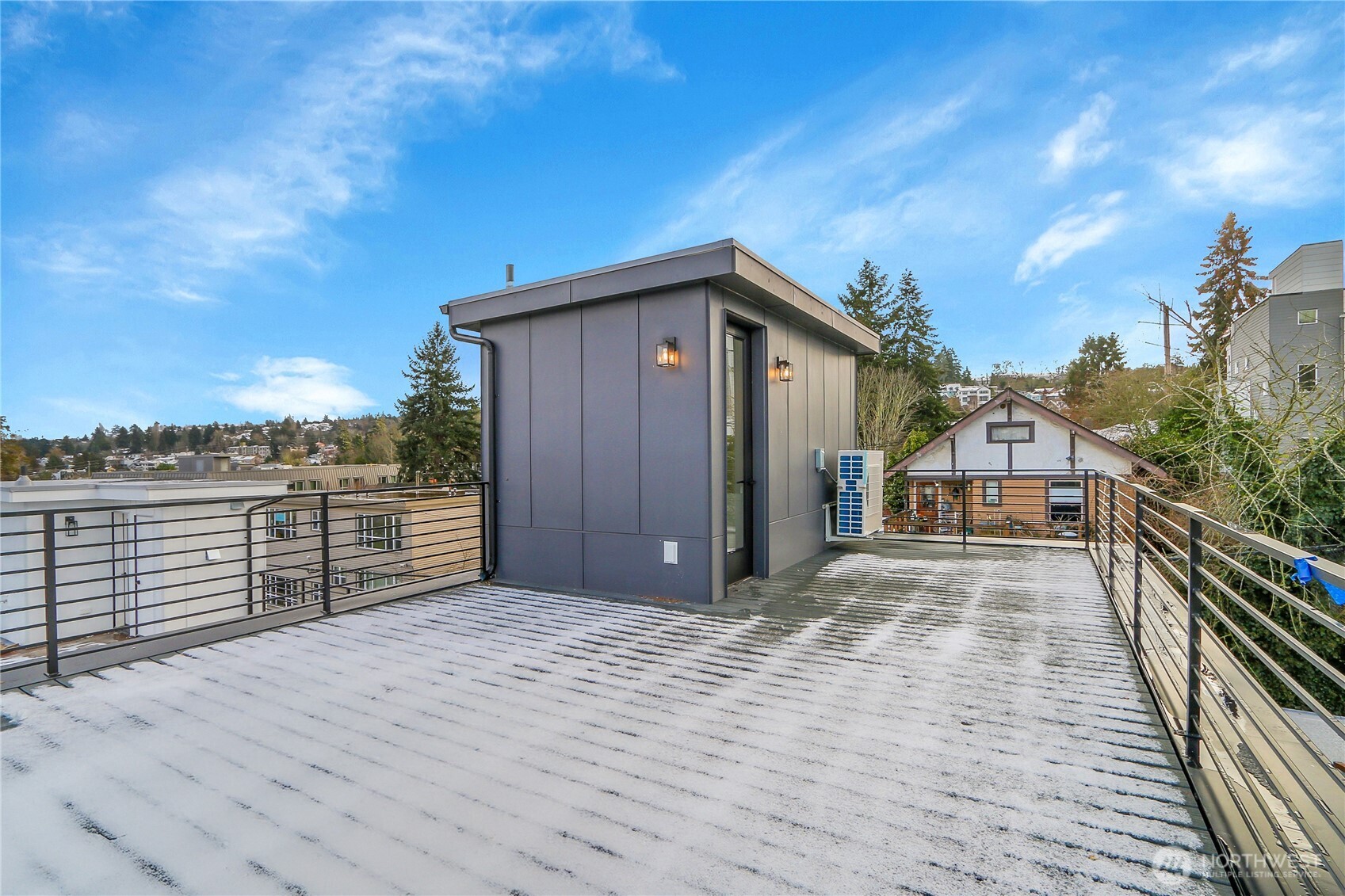 631 W Emerson Street , Seattle, WA 98119