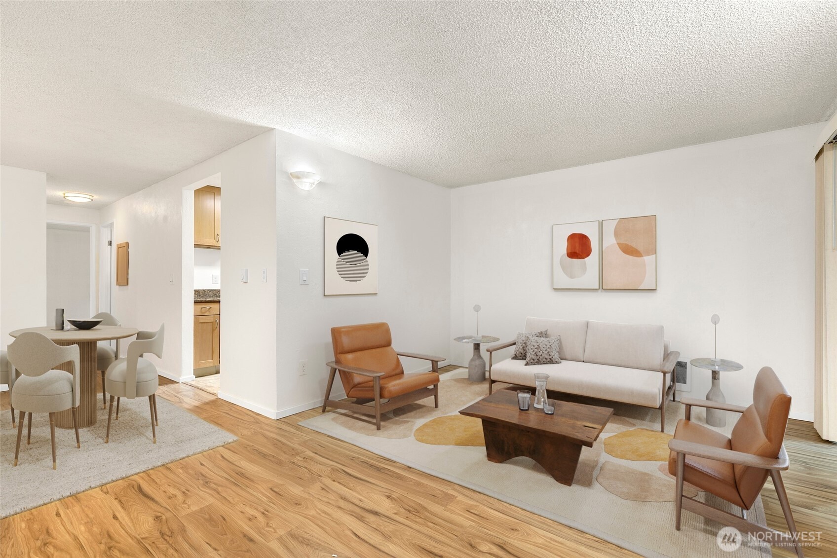 19857 25th Avenue NE #105, Shoreline, WA 98155