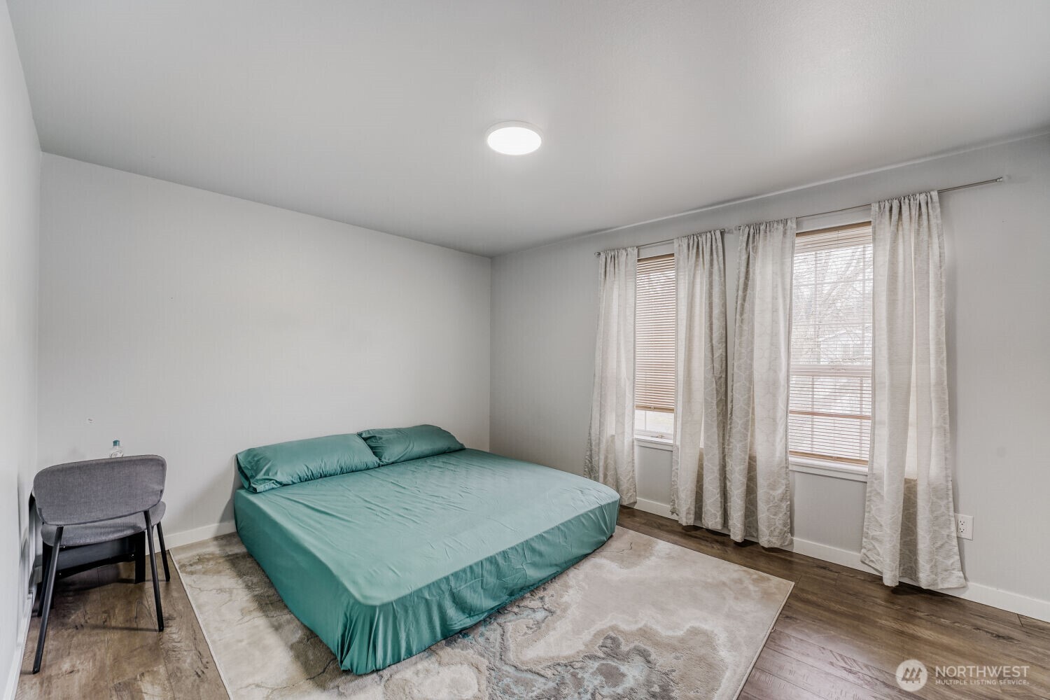 217 Tacoma Blvd S , Pacific, WA 98047