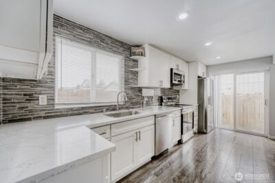 217 Tacoma Blvd S , Pacific, WA 98047 - Photo 9