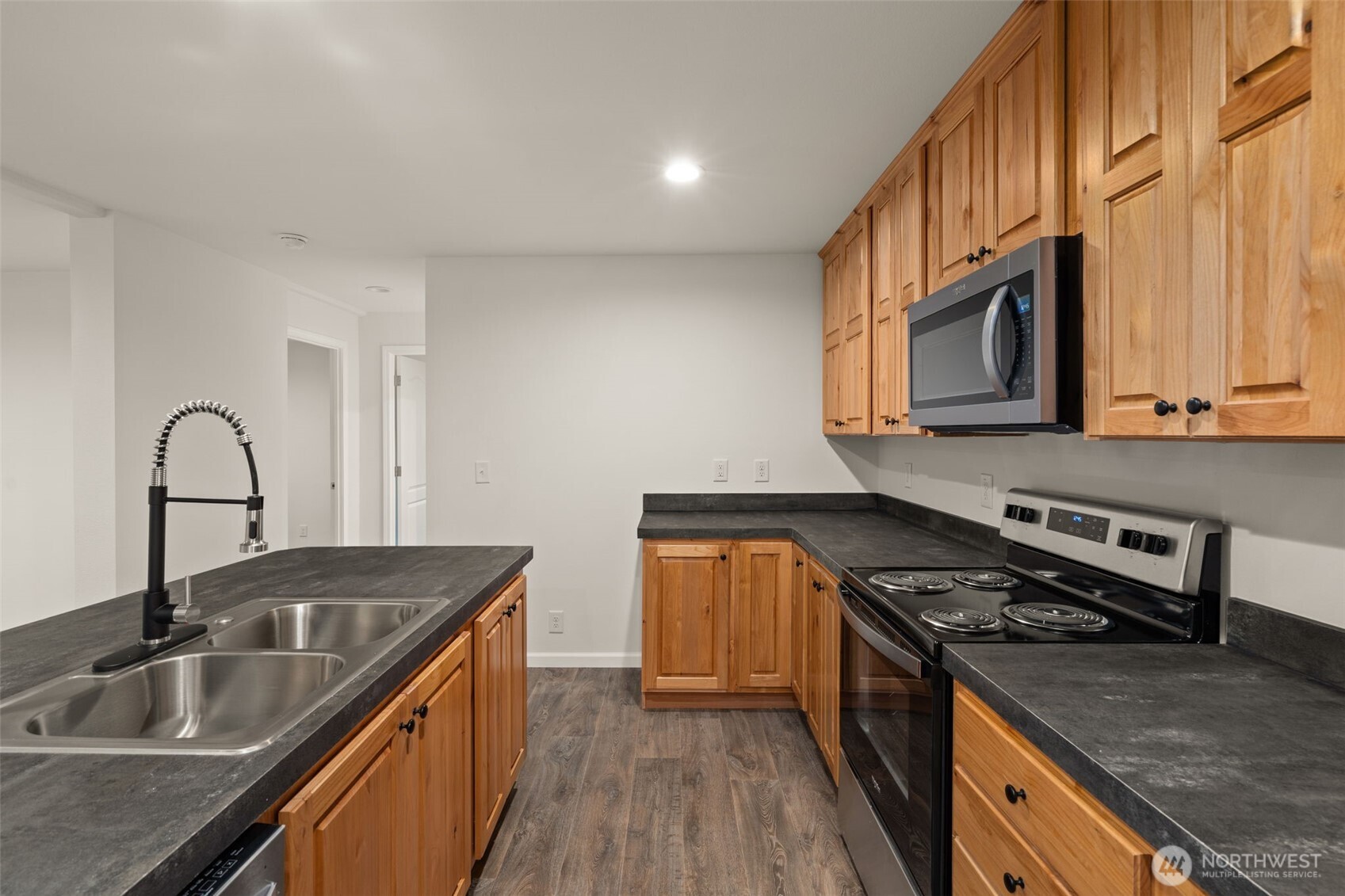 175 Boyd Rd , White Pass, WA 98377