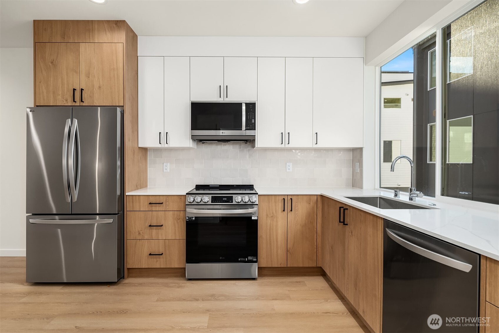 18017 2nd Avenue NE #B, Seattle, WA 98155