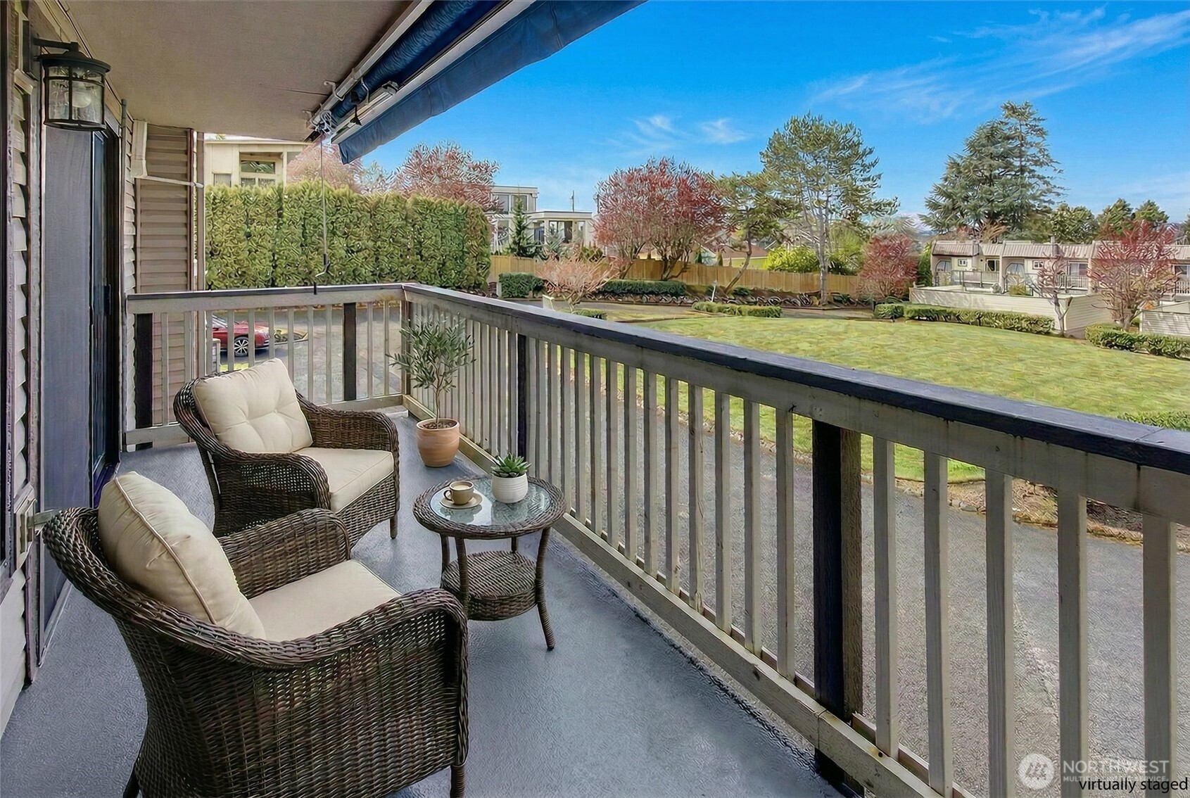 6527 106th Avenue NE #10, Kirkland, WA 98033