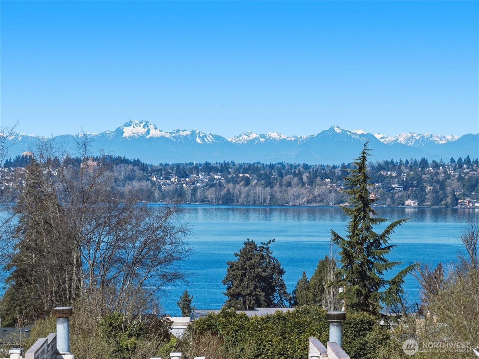 6527 106th Avenue NE #10, Kirkland, WA 98033