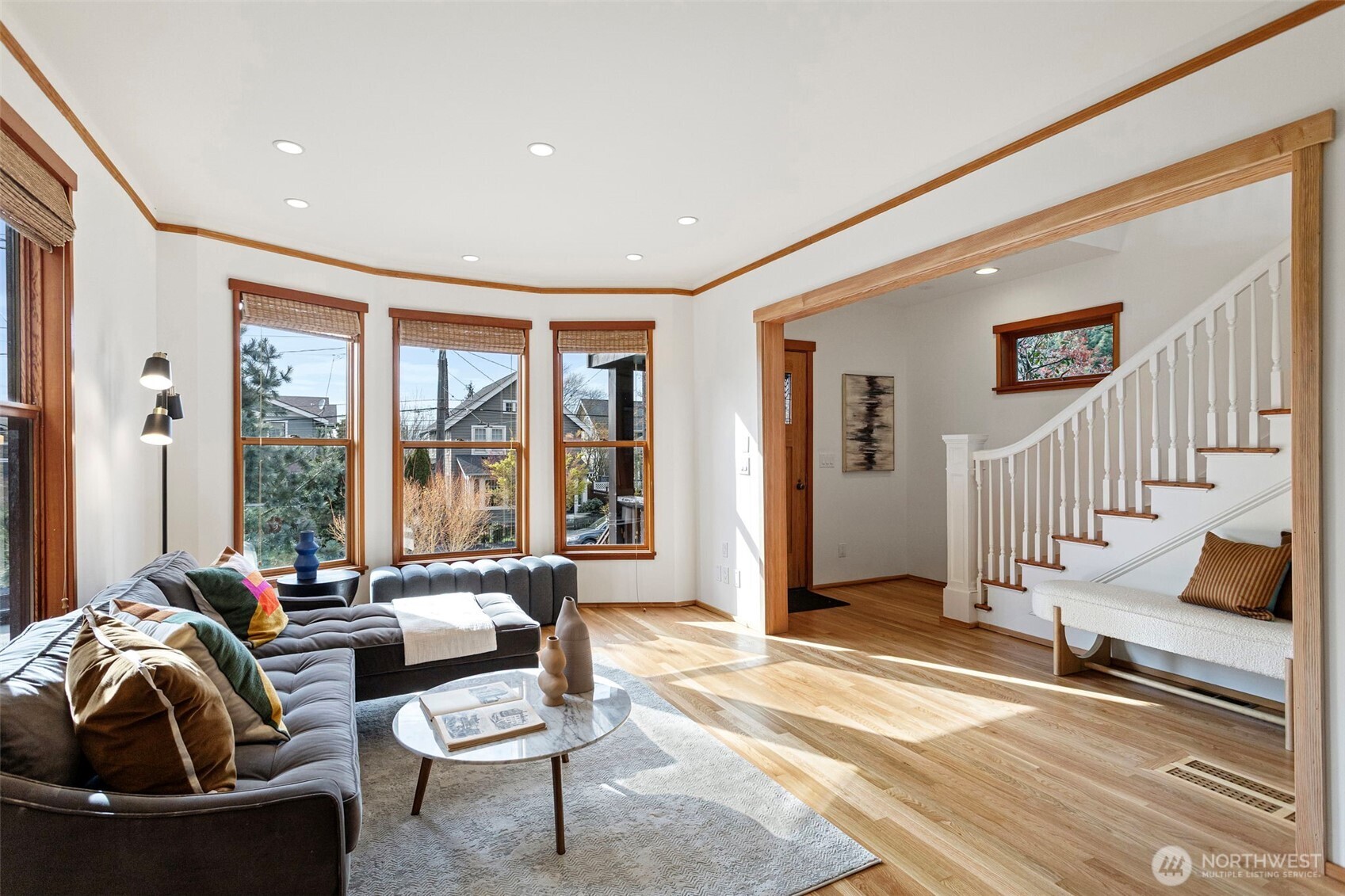 1524 10th Avenue W, Seattle, WA 98119