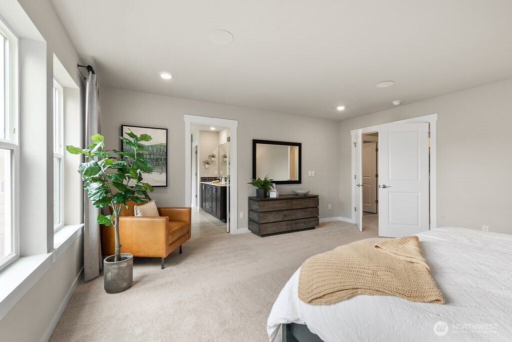 4027 Hyde Loop NE #115, Olympia, WA 98506